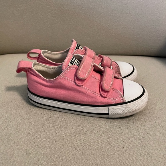 Converse Chuck Taylor Double Strap Sneaker - Picture 3 of 7